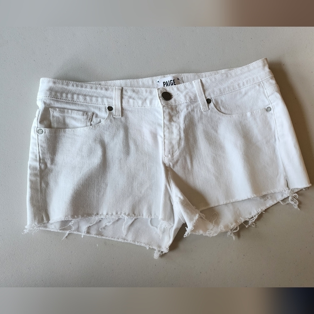 Paige Women's Raw Hem White Denim Shorts Size 29.